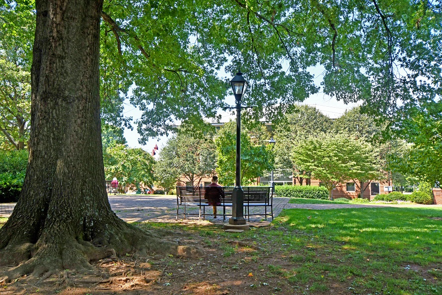 Court Square Park